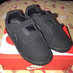 KIDS NIKE COURT ROYALE